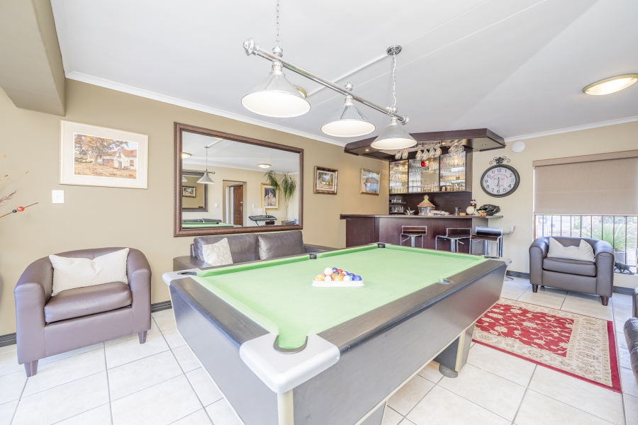 7 Bedroom Property for Sale in Eversdal Western Cape